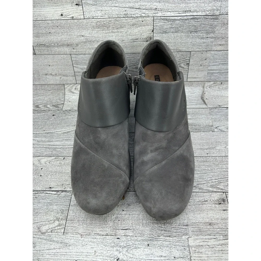 Clarks collection gray